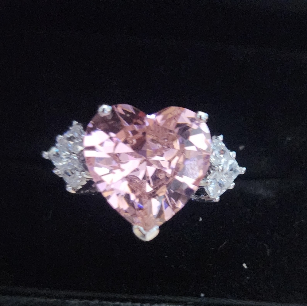 Elegant Park Lane Pink Heart-Shaped Ring